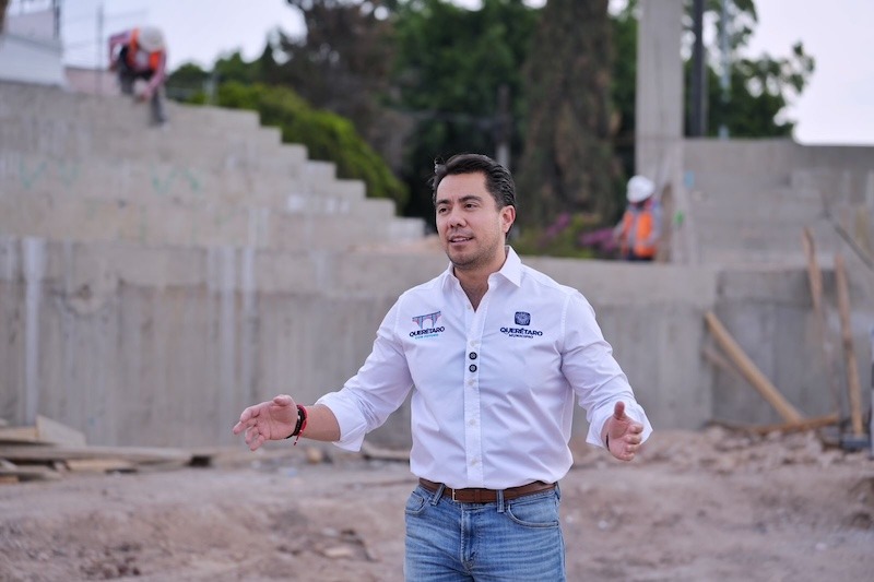 Supervisa Felifer Macías obra de rehabilitación de la Unidad Deportiva Josefa Ortiz de Domínguez