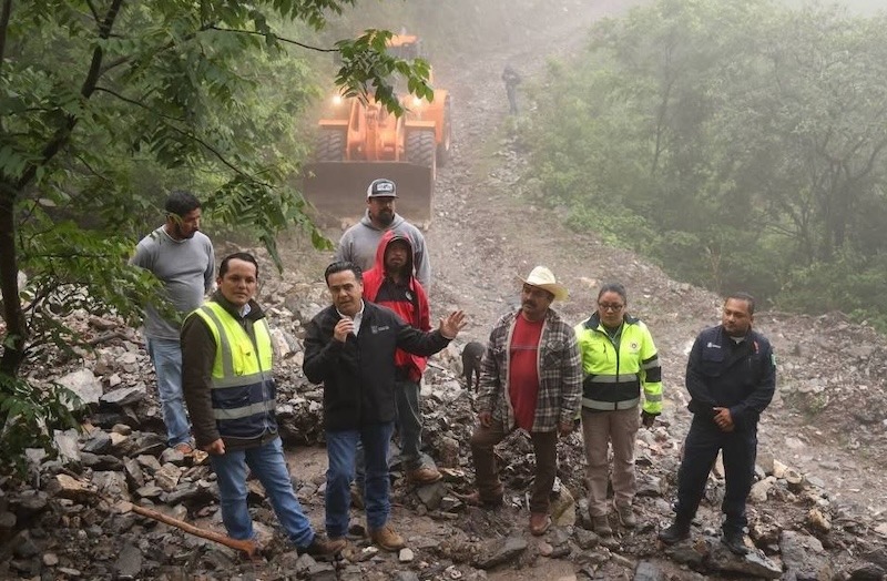 Atiende SEDESOQ deslave en Bucareli, Pinal de Amoles