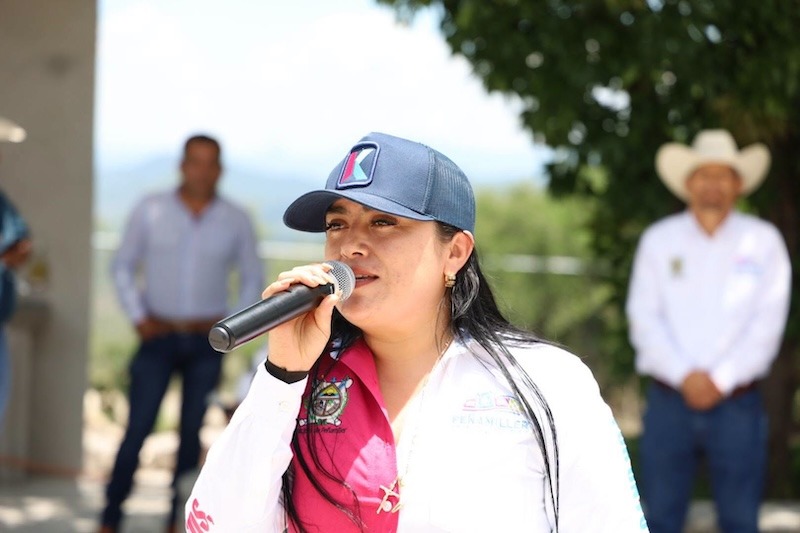 Inicia construcción de techumbre en primaria de Alto Bonito, Peñamiller