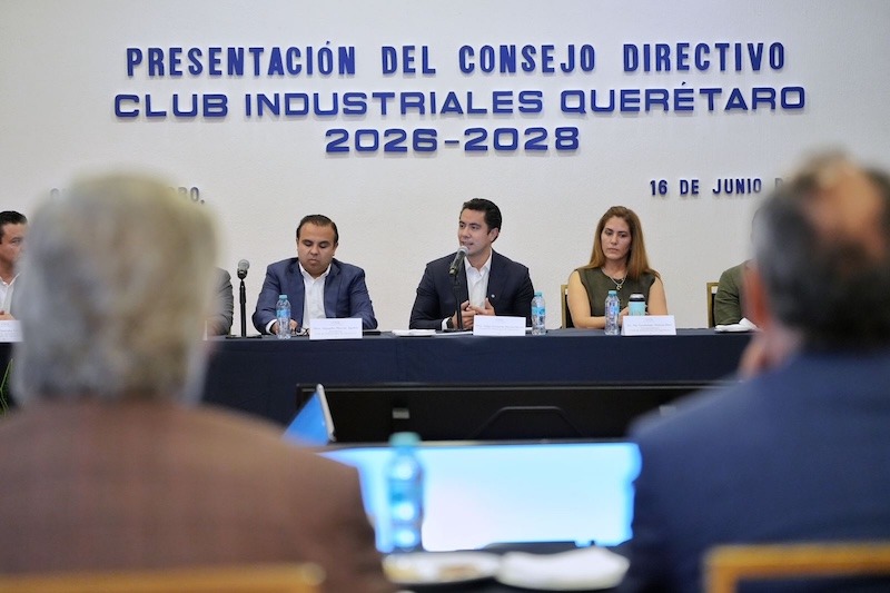 Querétaro es la ciudad más competitiva del país; Felifer Macías sostiene encuentro con el Club de Industriales