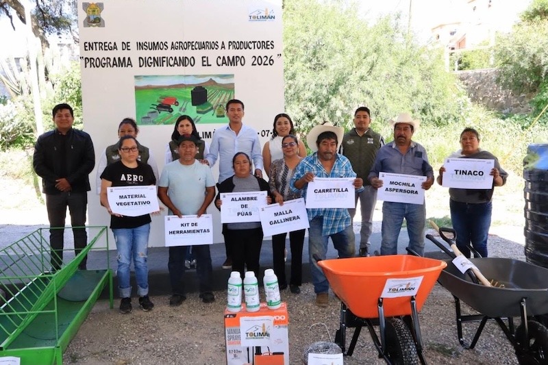 135 insumos agropecuarios son entregados por Alejo Sánchez en Tolimán