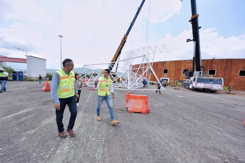 Busca Felifer Macías convertir el antiguo Lienzo Charro en el centro de entretenimiento más grande de Querétaro