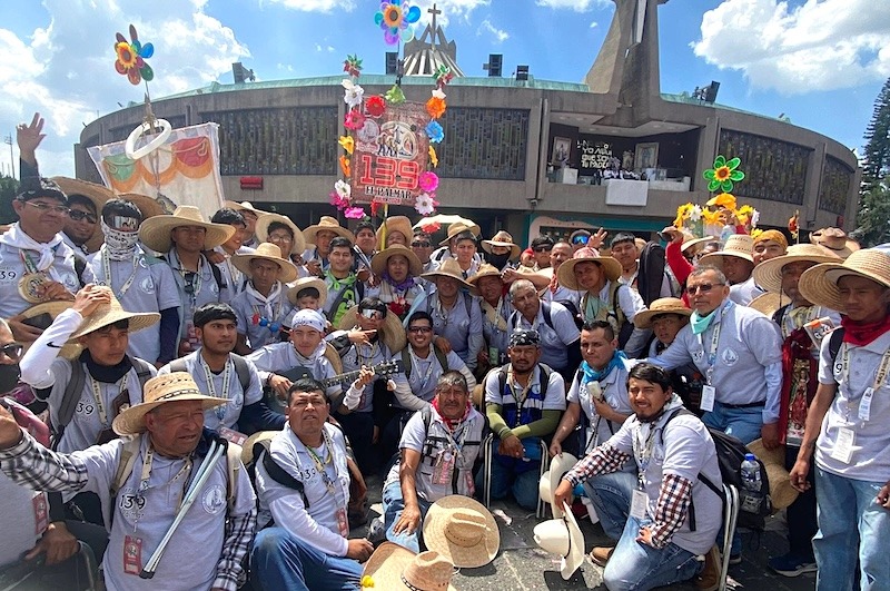 Cerca de 70 mil peregrinos queretanos llegan a la Basílica de Guadalupe; reportan saldo blanco