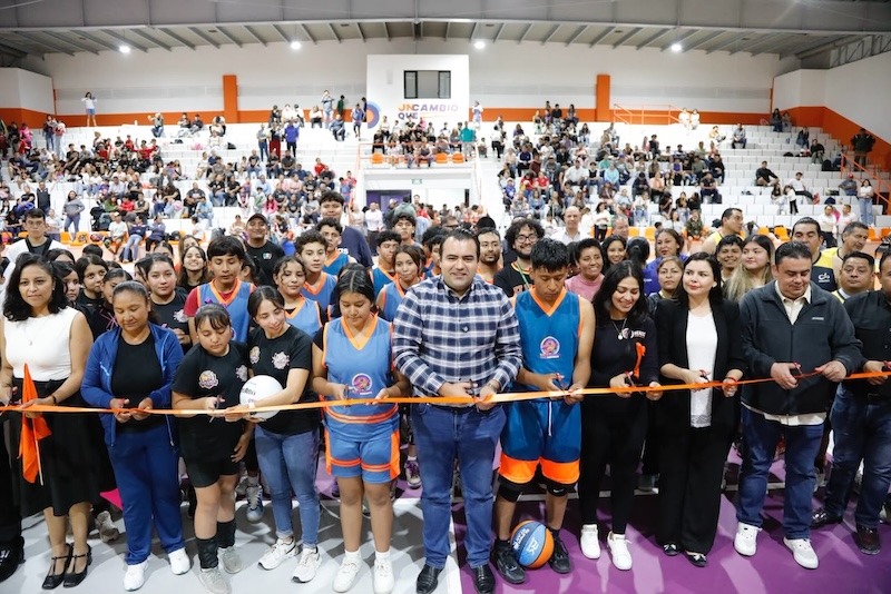 Colón invierte 4 millones de pesos para rescatar auditorio municipal tras más de 40 años sin mantenimiento