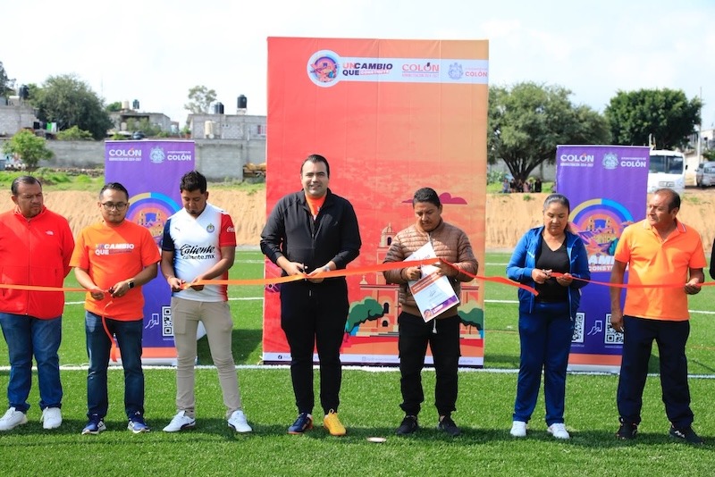 Gaspar Trueba inaugura campo de pasto sintético en San Vicente con inversión superior a 5.5 mdp