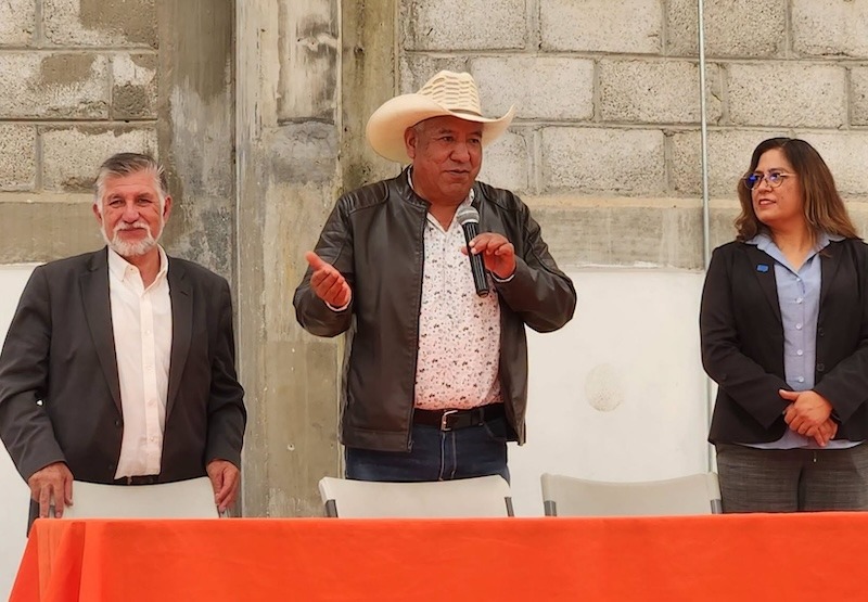 Habitantes de Tenazdá, Amealco, se capacitan con talleres para fomentar emprendimiento y fortalecer economía familiar