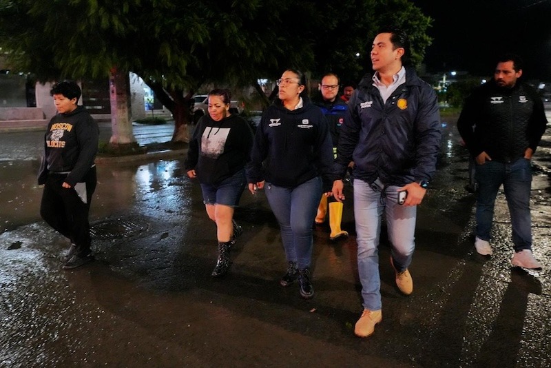 Llama Felifer Macías a no tirar basura en la vía pública para evitar inundaciones en Querétaro