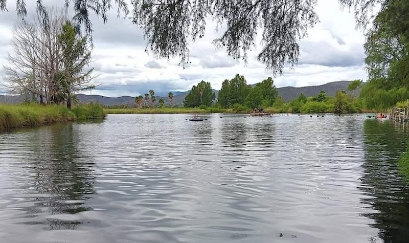 Muere turista queretano tras ahogarse en el manantial La Media Luna, en San Luis Potosí