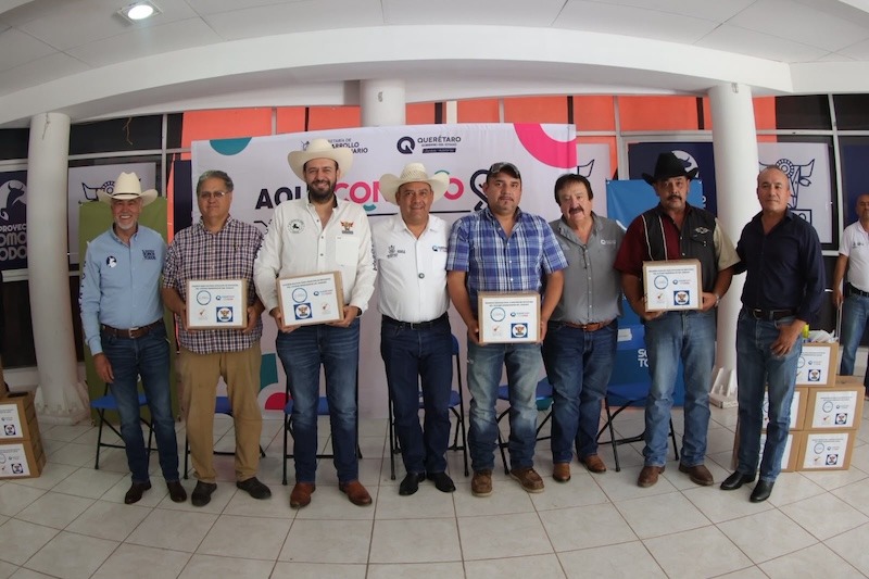 SEDEA entrega kits para combatir el gusano barrenador; Querétaro suma 644 casos