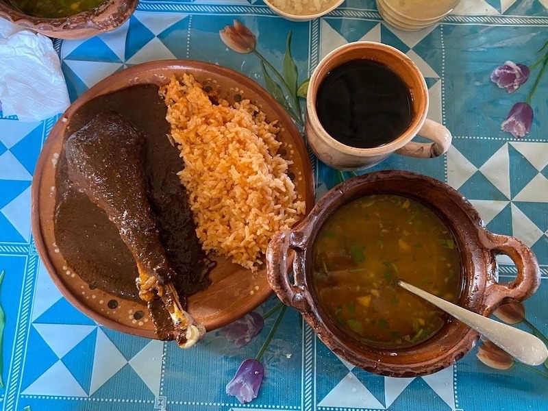 Amealco busca al mejor mole; lanzan convocatoria para concurso gastronómico