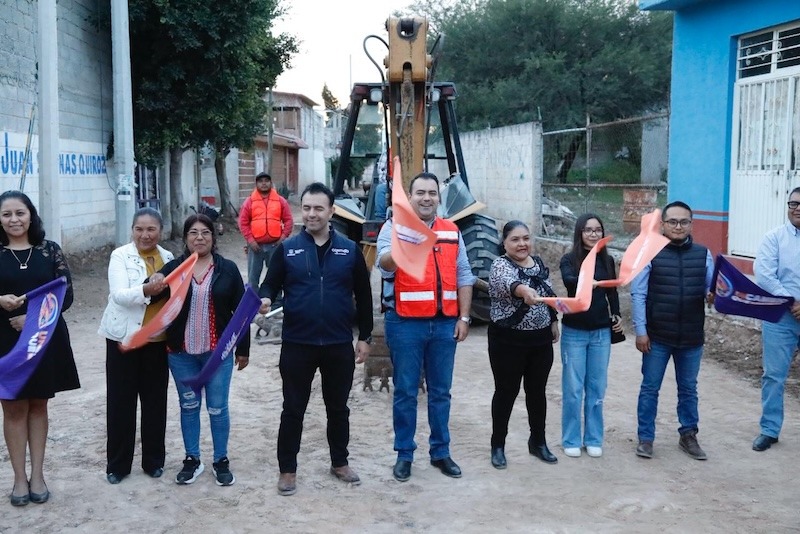 Gaspar Trueba inicia obras de drenaje y urbanización en la comunidad de La Esperanza