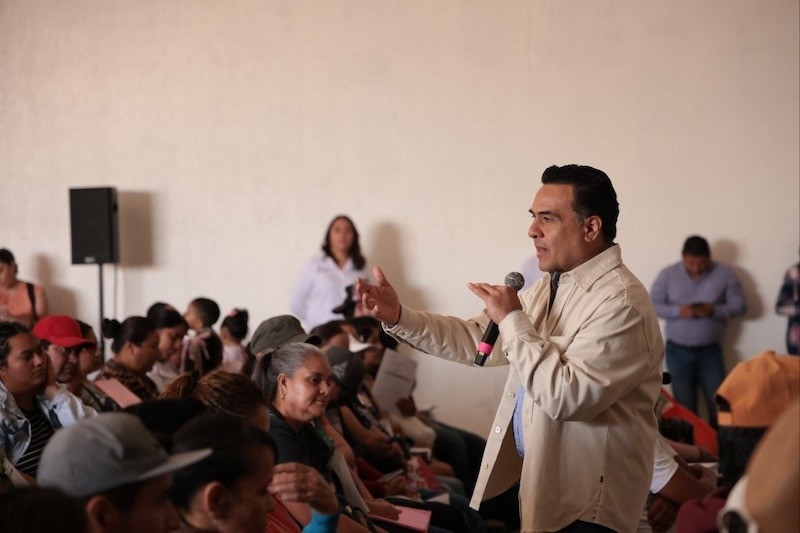 Luis Nava encabeza entrega de apoyos de Coinversión Social en Montenegro, en la Capital de Querétaro3
