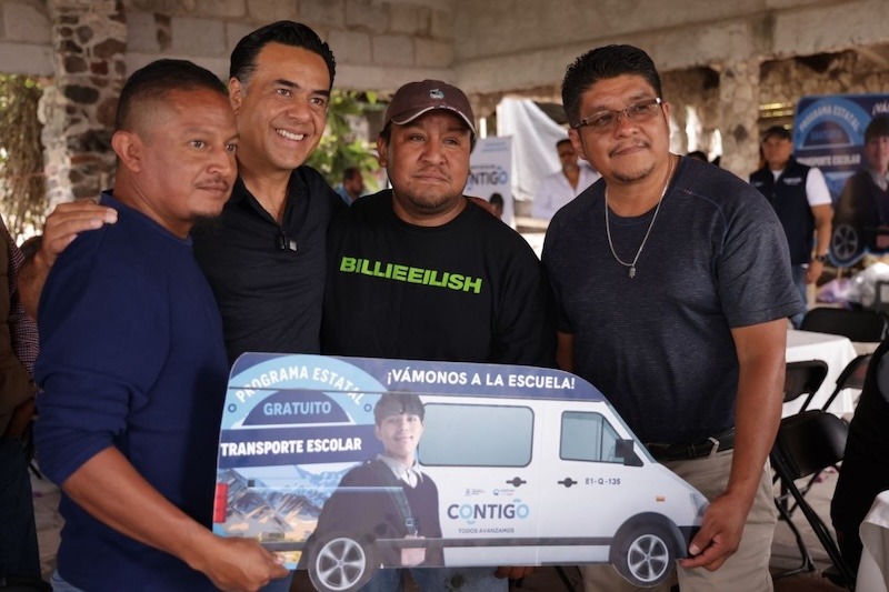 Luis Nava fortalece programa de transporte escolar gratuito en Querétaro