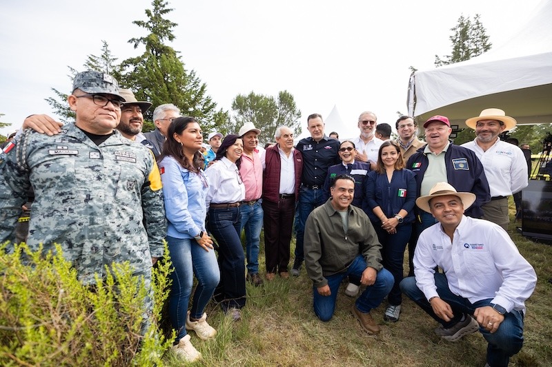 Querétaro se suma a jornada nacional de reforestación; plantan 2 mil 600 árboles en Amealco