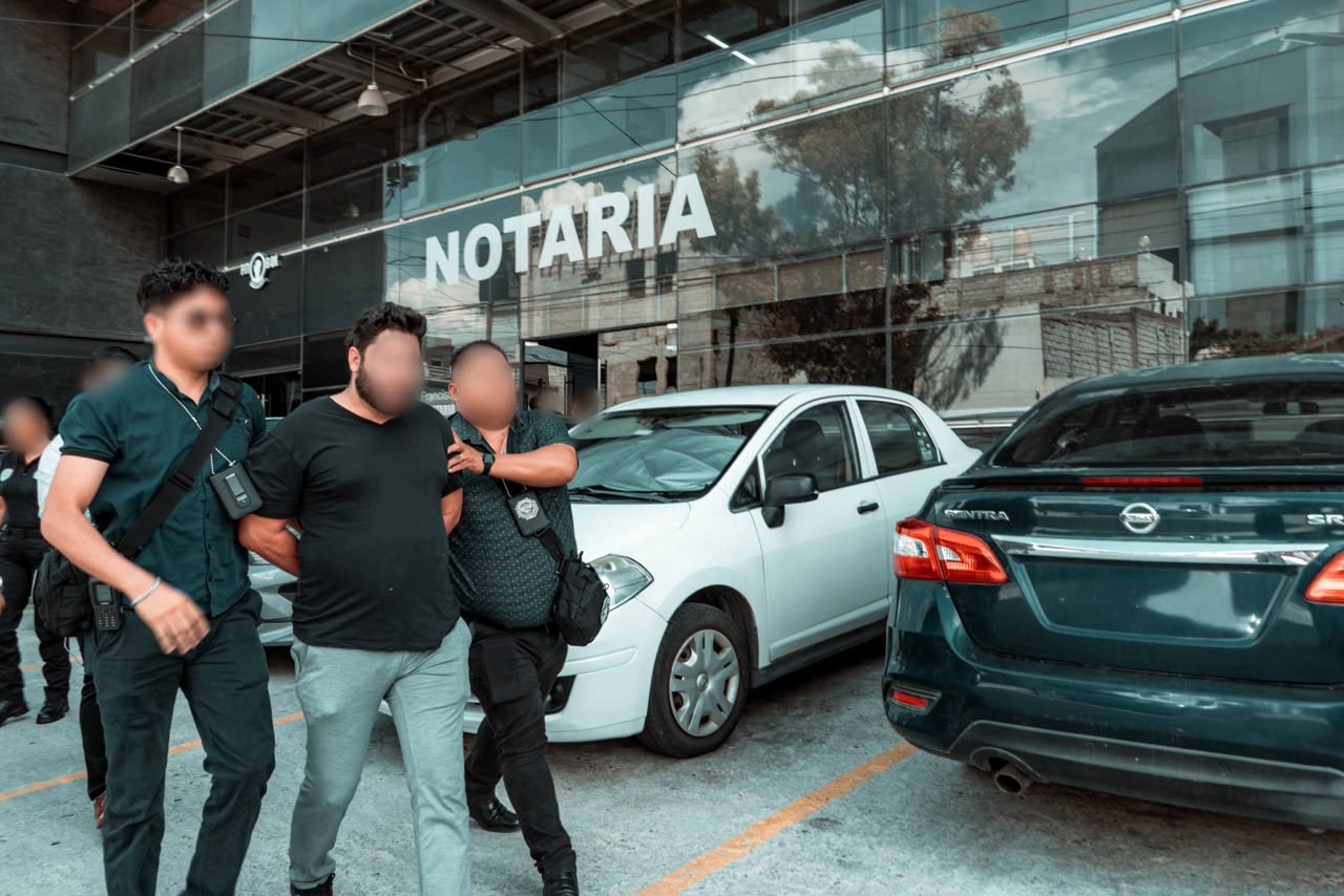 Caen cuatro en notaría de Querétaro; intentaban comprar casa de 1.3 mdp con documentos presuntamente falsos