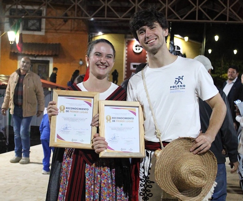 Eslovaquia conquista el primer lugar en Concurso Internacional de Baile de Huapango en San Joaquín
