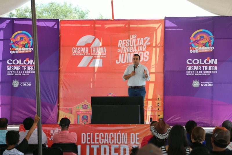 Gaspar Trueba lleva resultados de su Segundo Informe a Peña Colorada y La Salitrera