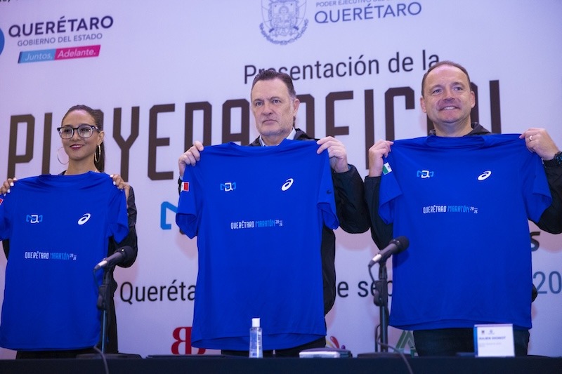 Mauricio Kuri presenta playera y ruta del Querétaro Maratón 2026; esperan más de 19 mil corredores