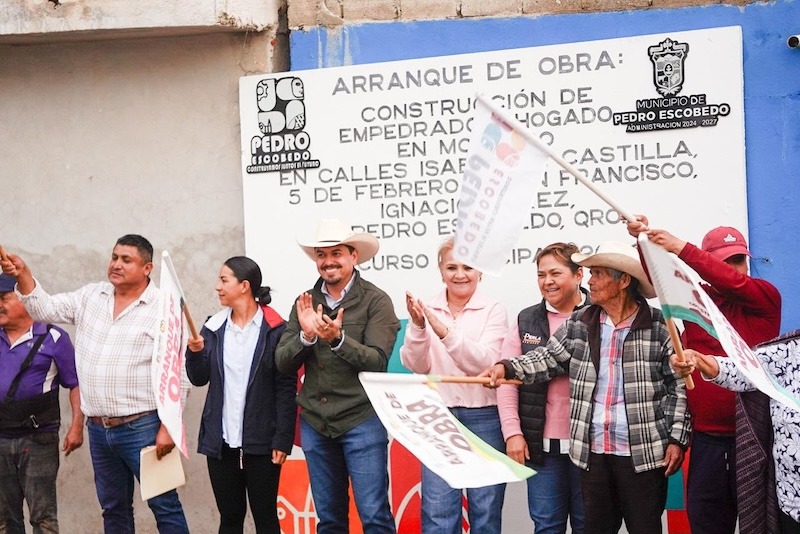 Beto Nava arranca obras de urbanización y drenaje en Ignacio Pérez, Pedro Escobedo