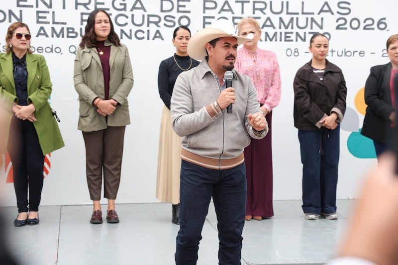 Beto Nava fortalece seguridad, Protección Civil y transporte escolar con nuevas unidades en Pedro Escobedo
