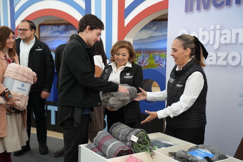 DIF Municipal de Querétaro pone en marcha colecta invernal “Cobijando Corazones”